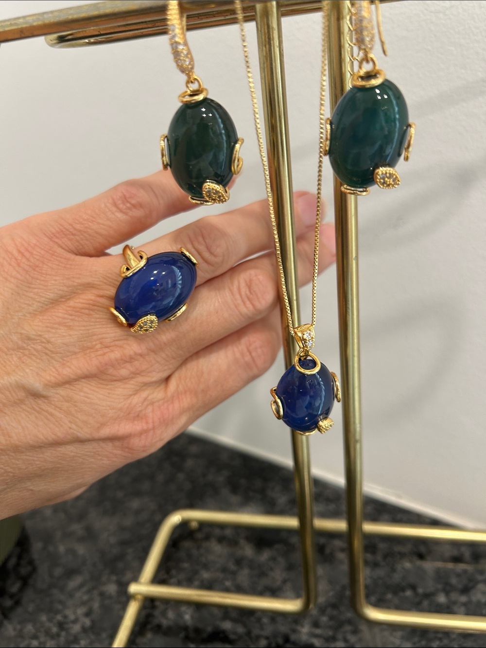 Color Changing Mood Stone Jewelry Set Necklace Earrings Ring New